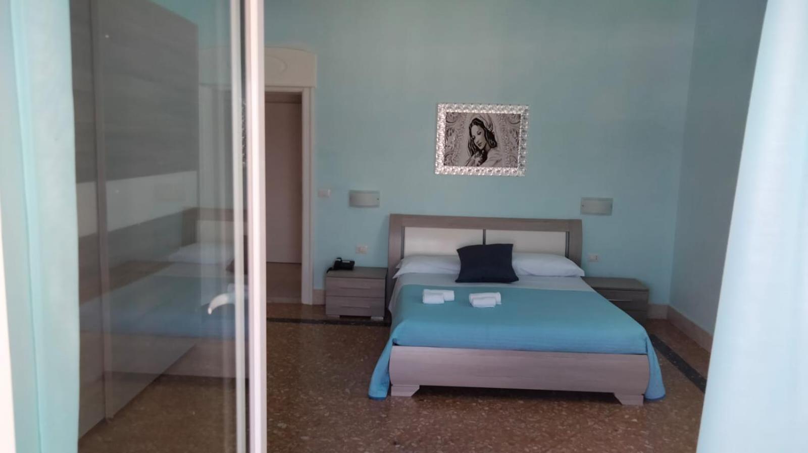 Hotel Paradise Porto Cesareo Exteriör bild